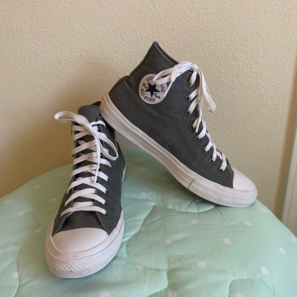 Men’s Gray High Top Converse size 10